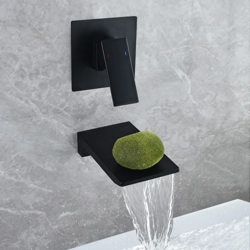 Скрытый медный смеситель для раковины с водопадом
Скрытый медный смеситель для раковины с водопадом