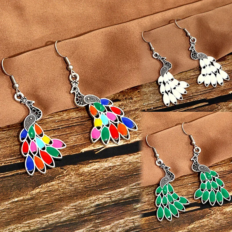 2PC Pretty Bird Peacock Pendant Lobe Earrings Goth Style Candy Color Ear Piercing Earrings Stud Dangle Ear Jewelry Gift Party
2PC Pretty Bird Peacock Pendant Lobe Earrings Goth Style Candy Color Ear Piercing Earrings Stud Dangle Ear Jewelry Gift Party