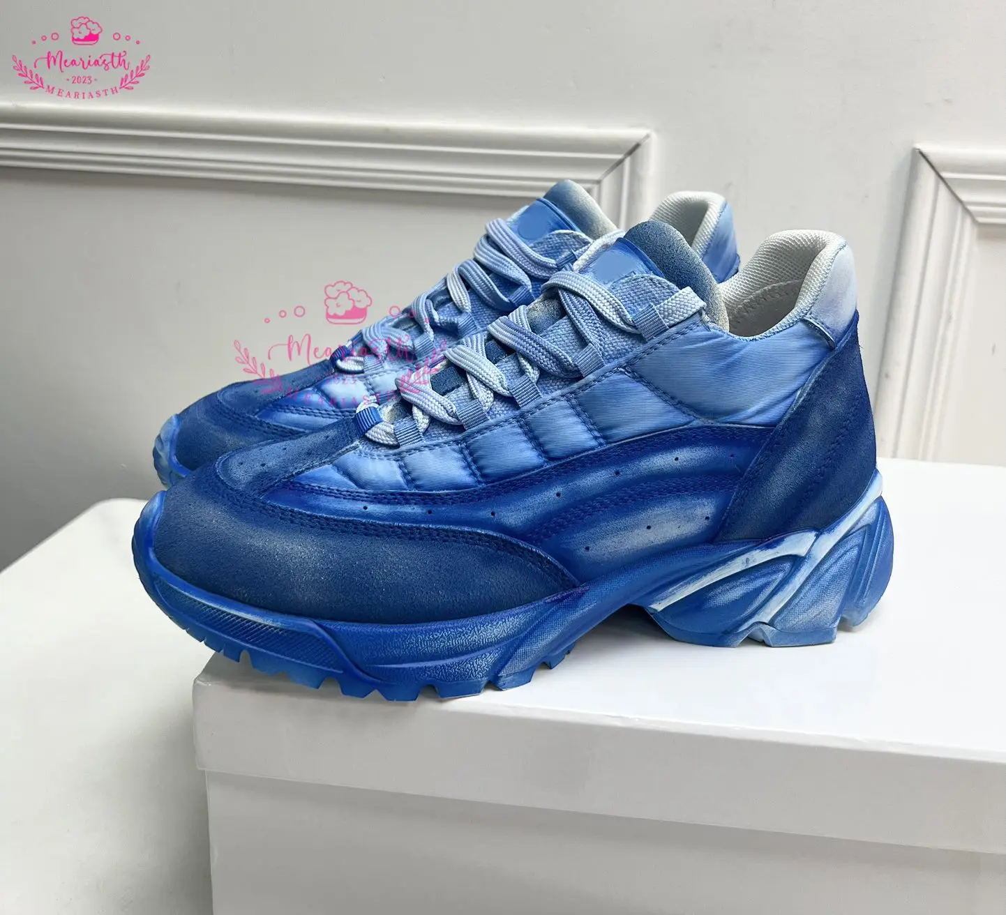 Thick Sole Retro Dirty Shoes 2023 Spring Luxury Lace-up Mixed women Sneakers Fashion Platform Men Casual Walking Flat Trainers
Thick Sole Retro Dirty Shoes 2023 Spring Luxury Lace-up Mixed women Sneakers Fashion Platform Men Casual Walking Flat Trainers