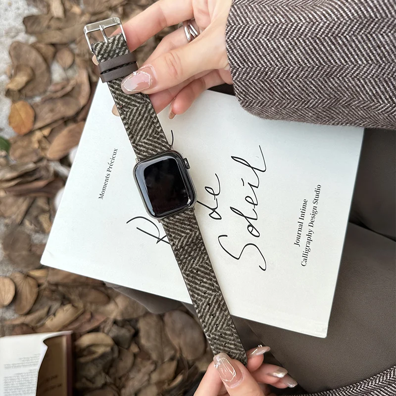 Korea Retro Woolen Cloth Band For Apple Watch 8 Ultra 7 SE 6 5 4 3 2 1 49 41mm 45mm 38 42 44mm 40 Correa Metal Strap Accessories
Korea Retro Woolen Cloth Band For Apple Watch 8 Ultra 7 SE 6 5 4 3 2 1 49 41mm 45mm 38 42 44mm 40 Correa Metal Strap Accessories