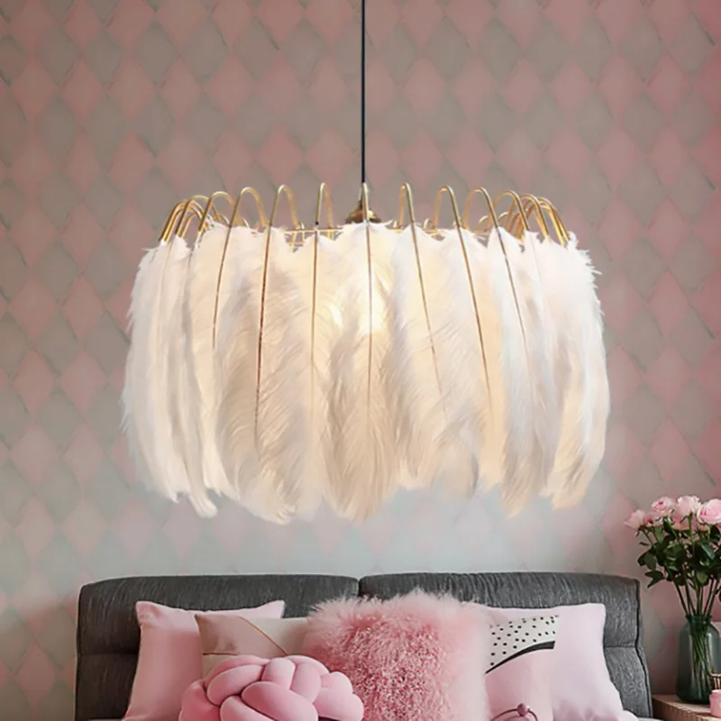 Chandeliers design feather for home creative gold indoor lighting led ceiling fixture luxury Lamps feather люстра Pendant Lights
Chandeliers design feather for home creative gold indoor lighting led ceiling fixture luxury Lamps feather люстра Pendant Lights