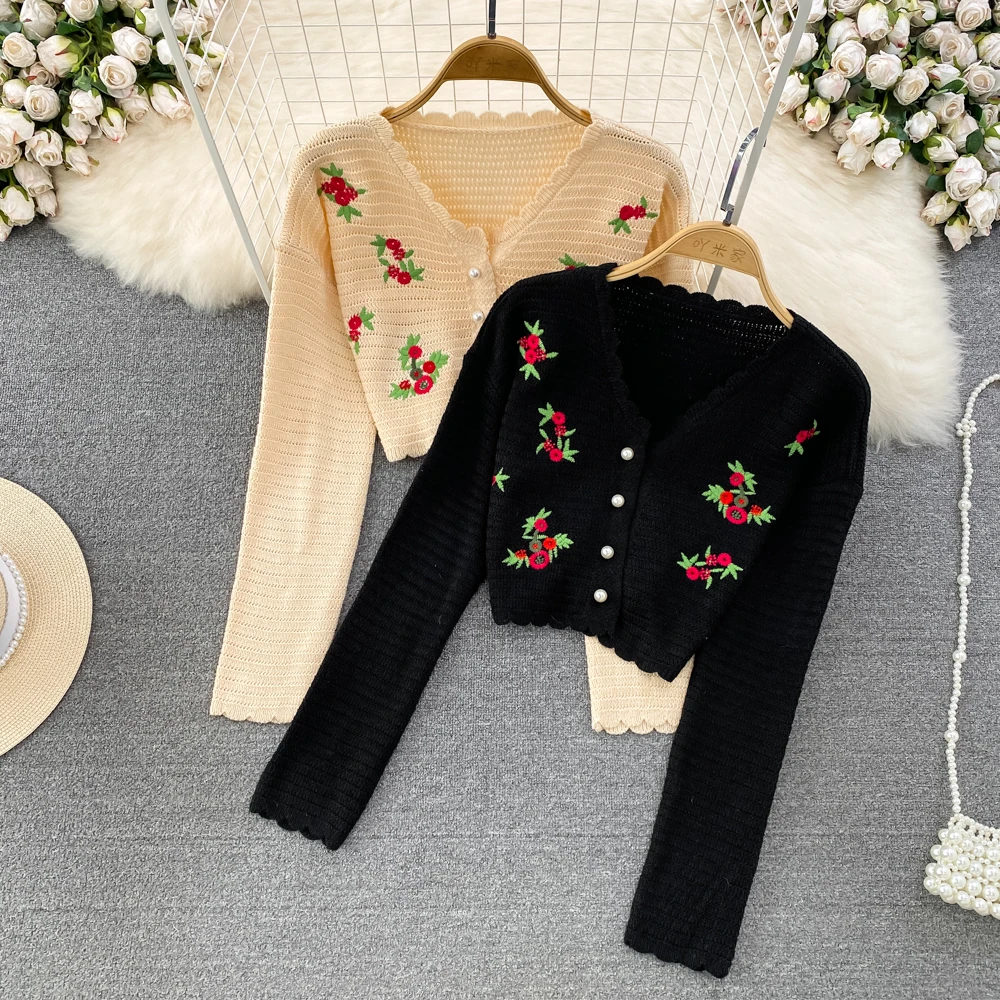 Spring Vintage Long Sleeve V-Neck Hook Embroidery Knitted Cardigan Coat Short Top
Spring Vintage Long Sleeve V-Neck Hook Embroidery Knitted Cardigan Coat Short Top