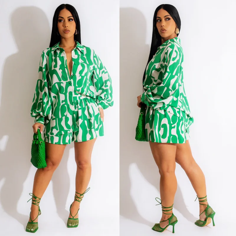 Костюм спортивный женский Повседневный из рубашки с длинным рукавом и шортов с широкими штанинами
Костюм спортивный женский Повседневный из рубашки с длинным рукавом и шортов с широкими штанинами