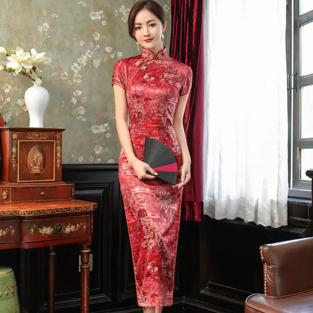 Disc Buckles Smooth Traditional Qipao Chinese Style Mountain Landscape Painting Print Split Hem Long Cheongsam Female
Disc Buckles Smooth Traditional Qipao Chinese Style Mountain Landscape Painting Print Split Hem Long Cheongsam Female