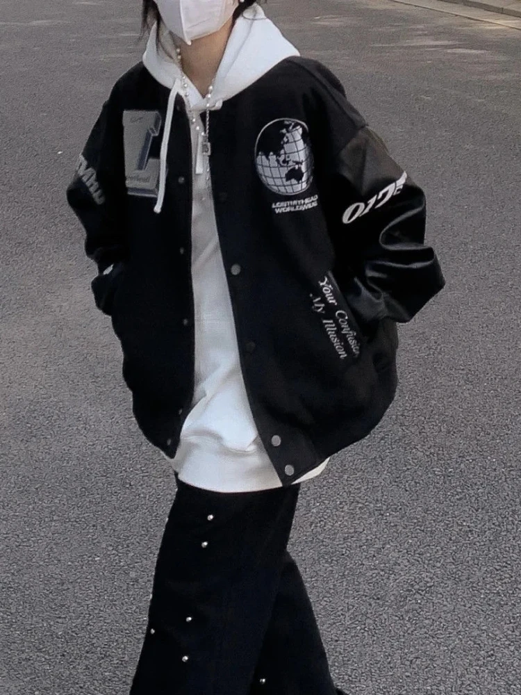 Hip Hop Coat Black Hourglass Skull Towel Embroidered Baseball Uniform Loose Hip-hop Spring 2021 Men Women's Wild Bomber Jacket
Hip Hop Coat Black Hourglass Skull Towel Embroidered Baseball Uniform Loose Hip-hop Spring 2021 Men Women's Wild Bomber Jacket