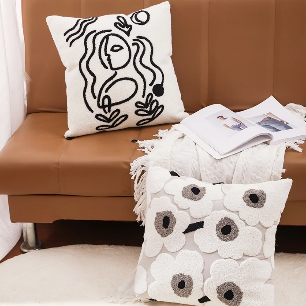 INS Style Geometric Simplicity Black and White Checkerboard Cushion Cover Light Luxury Cotton Coreless Throw Pillow
INS Style Geometric Simplicity Black and White Checkerboard Cushion Cover Light Luxury Cotton Coreless Throw Pillow