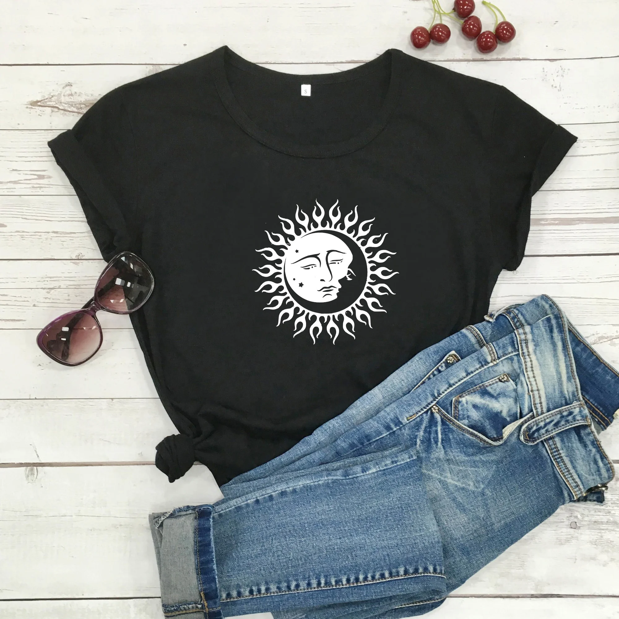 Sun Moon gothtic women grunge t shirt young street pure unisex tees top M186 
Sun Moon gothtic women grunge t shirt young street pure unisex tees top M186