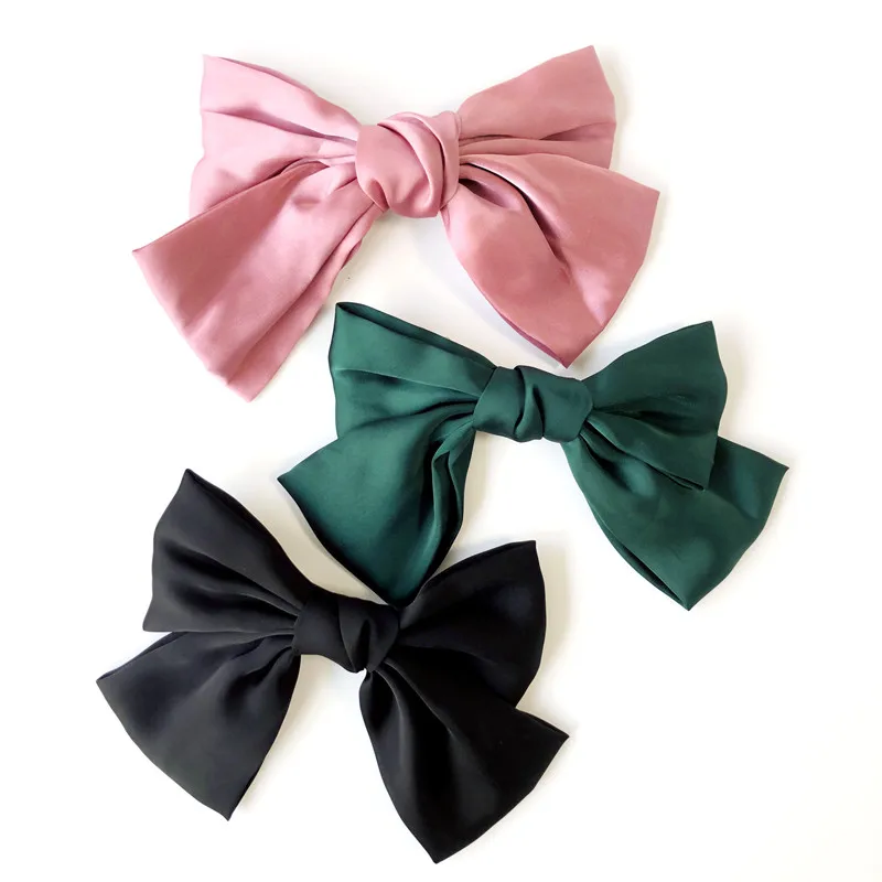Korean new Chiffon big bow hair clip solid color Ponytail Hair Clip hat accessories boutique fashion accessories
Korean new Chiffon big bow hair clip solid color Ponytail Hair Clip hat accessories boutique fashion accessories