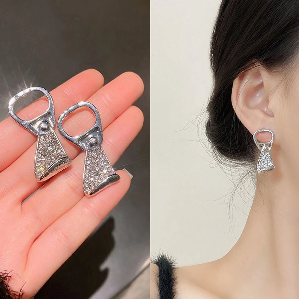 2022 Creative Rhinestone Pull-Tab Stud Earrings For Women Korean Elegant Pop Can Pull Ring Earrings Girls Party Charm Jewelry
2022 Creative Rhinestone Pull-Tab Stud Earrings For Women Korean Elegant Pop Can Pull Ring Earrings Girls Party Charm Jewelry
