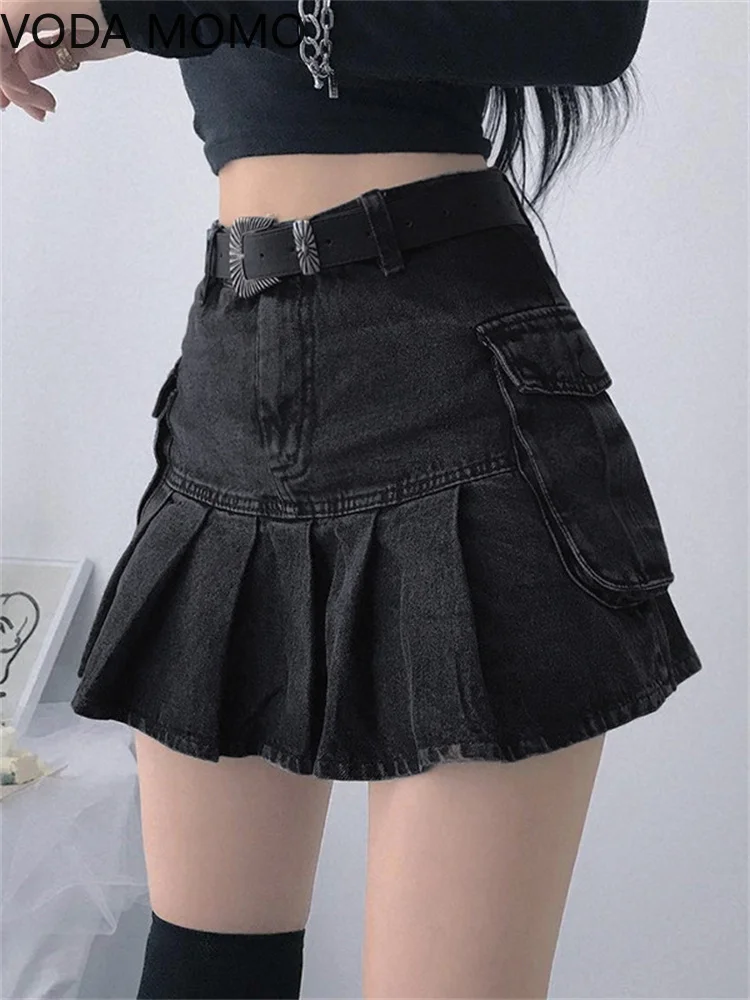 2022 Mall Goth Y2K High Waist Mini Jean Skirts E-girl Aesthetics Black Denim Pleated Skirts with Big Pockets Grunge Punk Outfits
2022 Mall Goth Y2K High Waist Mini Jean Skirts E-girl Aesthetics Black Denim Pleated Skirts with Big Pockets Grunge Punk Outfits