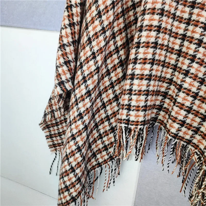 Women Mixed Color Plaid Pashmina Woolen Scarf Cloak Tassels Shawl Autumn Winter 2022
Women Mixed Color Plaid Pashmina Woolen Scarf Cloak Tassels Shawl Autumn Winter 2022