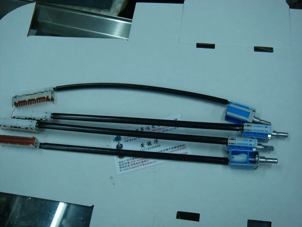 Переключатель Alps band, оригинальный японский кабельный переключатель с 6 ручками длиной 20 мм f и пылезащитной оболочкой
Переключатель Alps band, оригинальный японский кабельный переключатель с 6 ручками длиной 20 мм f и пылезащитной оболочкой