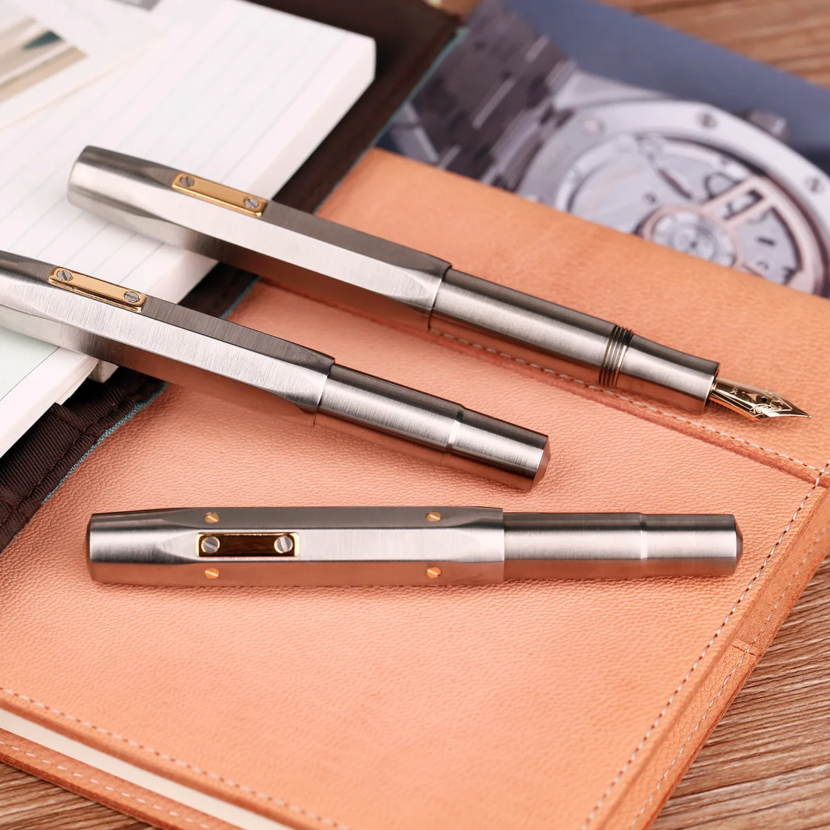 Superior Quality RS1 Titanium Alloy Octagonal Fountain Pen Schmidt EF/F Short Rivet Business Gift Pen Office School Supplies
Superior Quality RS1 Titanium Alloy Octagonal Fountain Pen Schmidt EF/F Short Rivet Business Gift Pen Office School Supplies