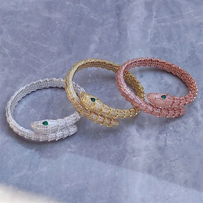 2023 New High Quality Alloy Plating Tri Color Fashion Full Zircon Snake-shape Bracelet Popular Women's Wedding Birthday Jewelry
2023 New High Quality Alloy Plating Tri Color Fashion Full Zircon Snake-shape Bracelet Popular Women's Wedding Birthday Jewelry