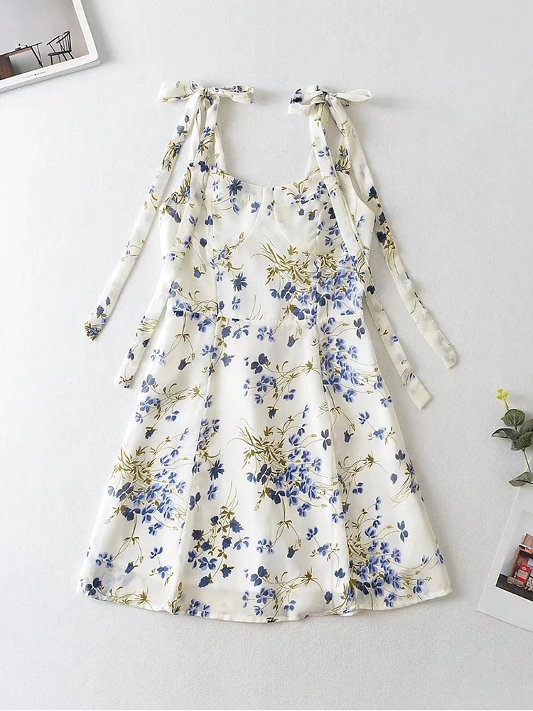 Женское шифоновое платье без рукавов, эластичное облегающее ТРАПЕЦИЕВИДНОЕ ПЛАТЬЕ на бретельках с цветочным принтом и открытой спиной, мод...
Женское шифоновое платье без рукавов, эластичное облегающее ТРАПЕЦИЕВИДНОЕ ПЛАТЬЕ на бретельках с цветочным принтом и открытой спиной, мод...