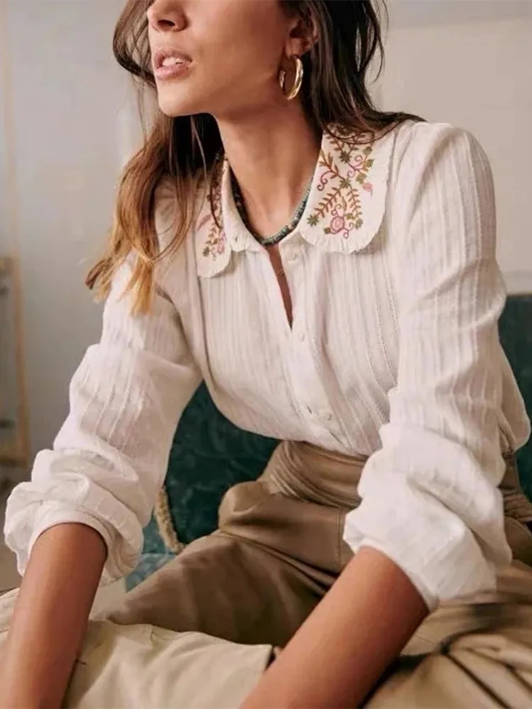 Flowers Embroidery Women Peter Pan Collar Shirt Single-Breasted Ladies Long Sleeve Sweet Shirt and Tops 2022 Spring New
Flowers Embroidery Women Peter Pan Collar Shirt Single-Breasted Ladies Long Sleeve Sweet Shirt and Tops 2022 Spring New