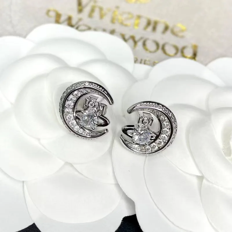 Full Diamond Double Planet Ring Glitter diamond stacked with an adjustable ring tail ring 
Full Diamond Double Planet Ring Glitter diamond stacked with an adjustable ring tail ring