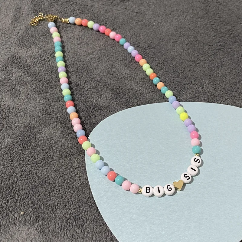 New 2023 Boho Choker Simple Vintage Red Heart Shape Necklace For Women Fashion Collar Ldyllic Green Beads Jewelry Party Gift
New 2023 Boho Choker Simple Vintage Red Heart Shape Necklace For Women Fashion Collar Ldyllic Green Beads Jewelry Party Gift