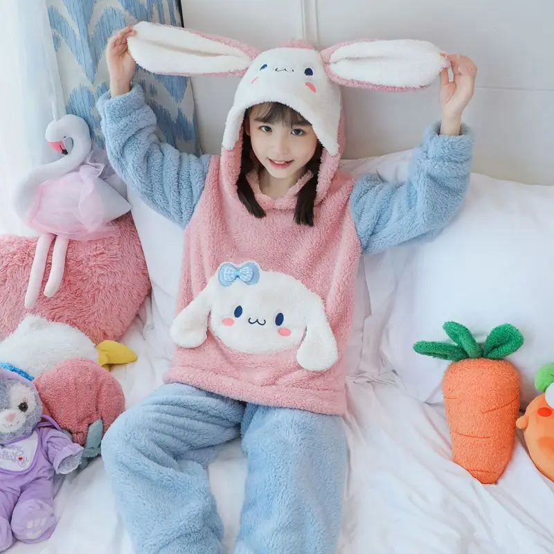 2022 Sanrio пижамы Cinnamoroll мультфильм Плюшевые Детские фланелевые флисовые Детские теплые пижамы с капюшоном домашние пижамы Рождественский подарок
2022 Sanrio пижамы Cinnamoroll мультфильм Плюшевые Детские фланелевые флисовые Детские теплые пижамы с капюшоном домашние пижамы Рождественский подарок