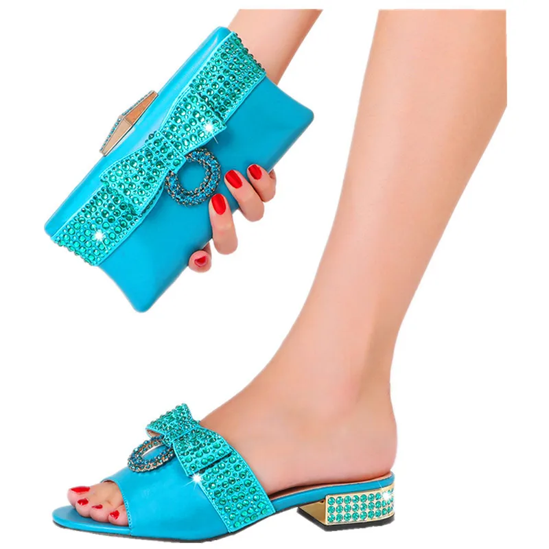Latest Design African New Ladies Fashion Rhinestone Slippers and Bag Set Nigerian Birthday Party Rhinestone Slippers
Latest Design African New Ladies Fashion Rhinestone Slippers and Bag Set Nigerian Birthday Party Rhinestone Slippers