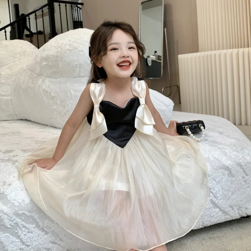 Korean Girls Sleeveless Dresses Peach Heart Neck Princess Dress for Kids Children Baby Bow Patchwork Vestidos 2-10 Years Old
Korean Girls Sleeveless Dresses Peach Heart Neck Princess Dress for Kids Children Baby Bow Patchwork Vestidos 2-10 Years Old