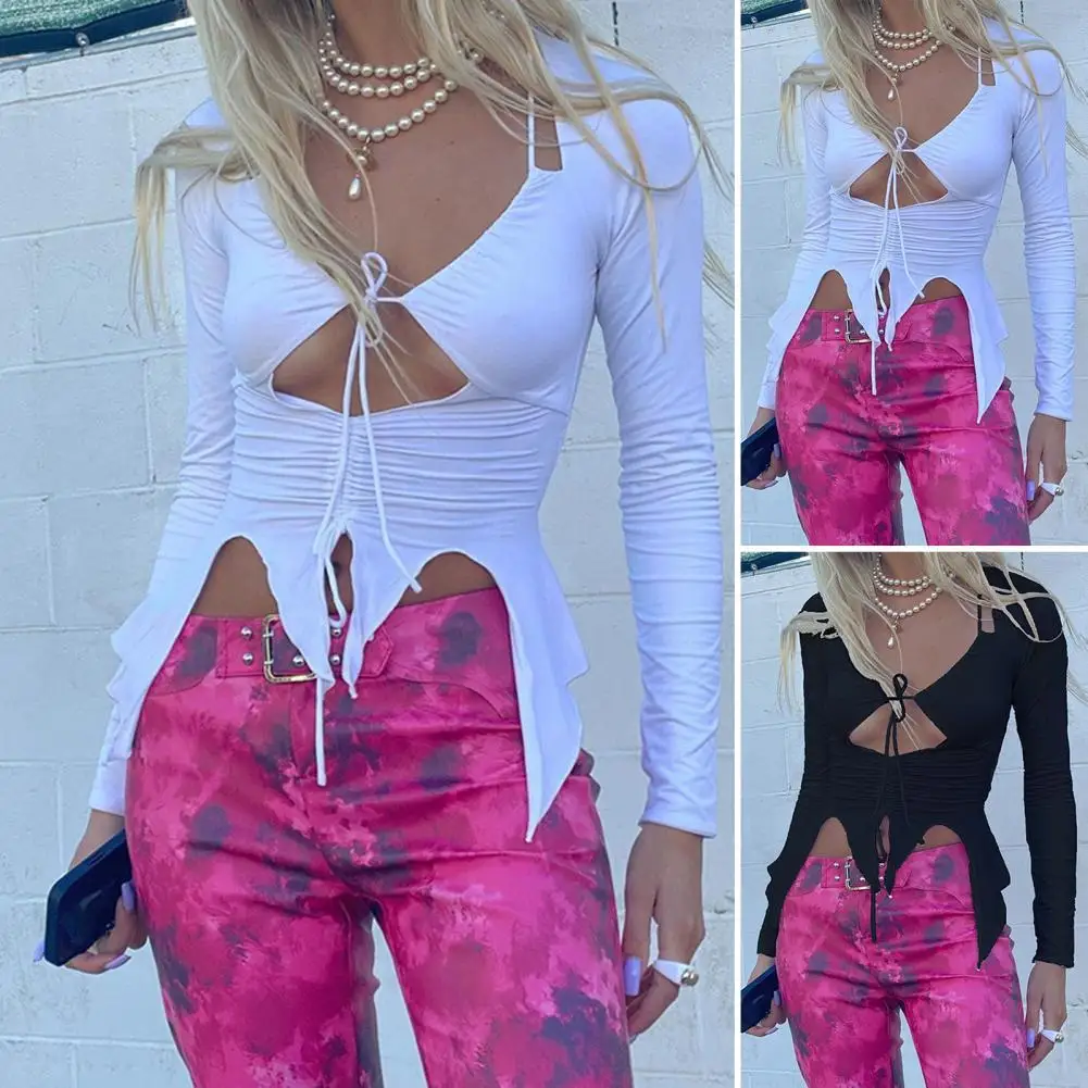 2022 Sexy Shirring Font Hollow Sling Top Irregular Hem Vest Halter Chest Wrap Women Crop Top Goth Female Clothing 
2022 Sexy Shirring Font Hollow Sling Top Irregular Hem Vest Halter Chest Wrap Women Crop Top Goth Female Clothing