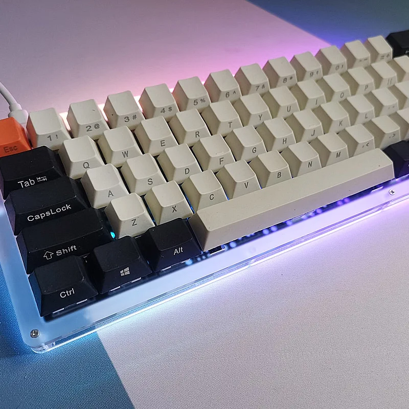 Acrylic Keyboard Shell CX60 DIY For Mechanical Keyboard Kit PCB Board With Downward Light 64 Layout Welding RGB 
Acrylic Keyboard Shell CX60 DIY For Mechanical Keyboard Kit PCB Board With Downward Light 64 Layout Welding RGB