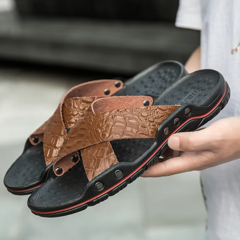 Men's Real Cowhide Sandals Indoor Outdoor Soft Bottom Soft Surface Home New Spring And Summer Male Trend
Men's Real Cowhide Sandals Indoor Outdoor Soft Bottom Soft Surface Home New Spring And Summer Male Trend