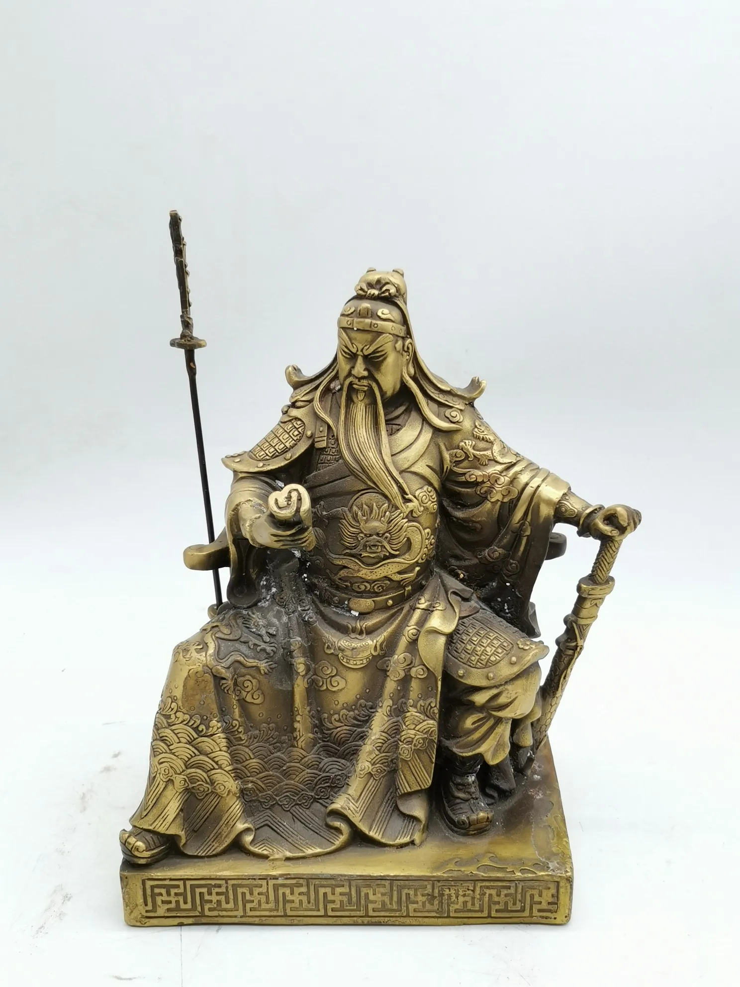 Изысканная Античная бронзовая посуда Guan Gong для ночного чтения весенне-осеннего периода настольный стол для дома праздничный подарок
Изысканная Античная бронзовая посуда Guan Gong для ночного чтения весенне-осеннего периода настольный стол для дома праздничный подарок