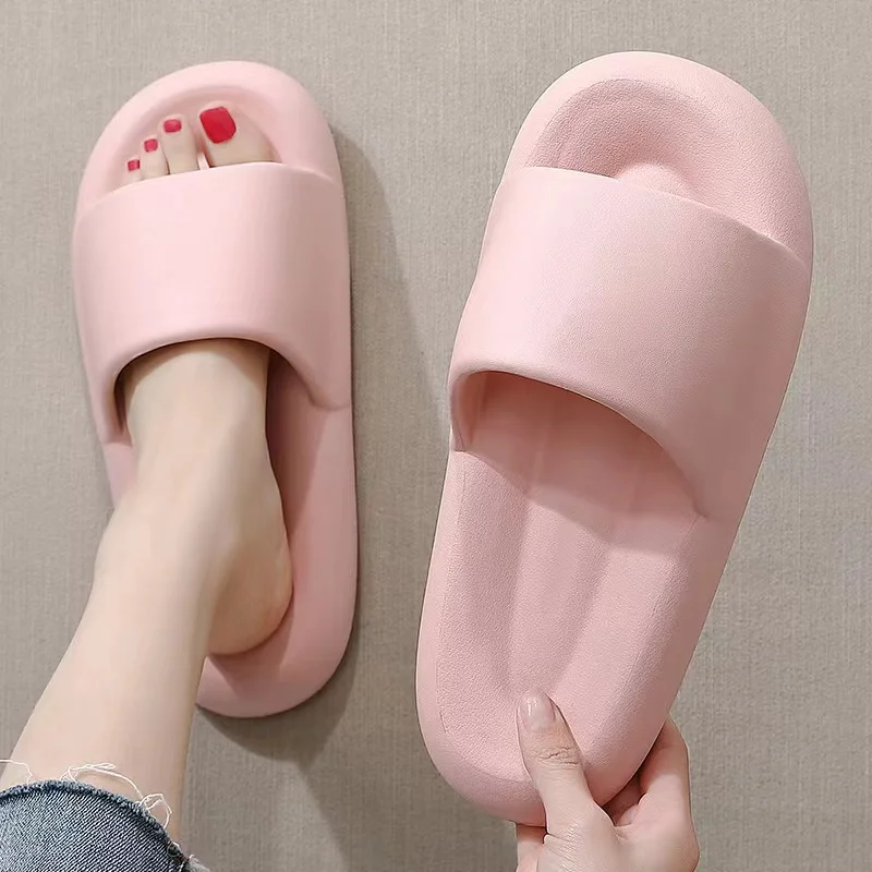 Summer Fashion Women's Slippers Eva Super Soft Bathroom Home Hotel Slippers Couple Parent-child Super Lightweight Super Sile
Summer Fashion Women's Slippers Eva Super Soft Bathroom Home Hotel Slippers Couple Parent-child Super Lightweight Super Sile