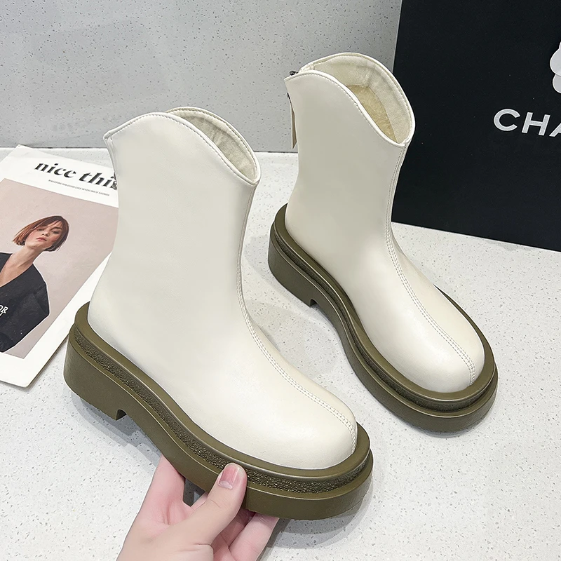 Весна-Осень 2022, короткие ботинки с круглым носком, женская обувь, ботинки челси на толстой подошве, эластичные ботинки, модные женские ботин...
Весна-Осень 2022, короткие ботинки с круглым носком, женская обувь, ботинки челси на толстой подошве, эластичные ботинки, модные женские ботин...