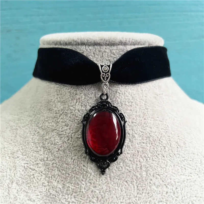 Brand New Black Velvet Collar, Gothic Victorian Black Embossed Crystal Necklace,Fashion Gifts for Women,Pagan Witchcraft Jewelry
Brand New Black Velvet Collar, Gothic Victorian Black Embossed Crystal Necklace,Fashion Gifts for Women,Pagan Witchcraft Jewelry