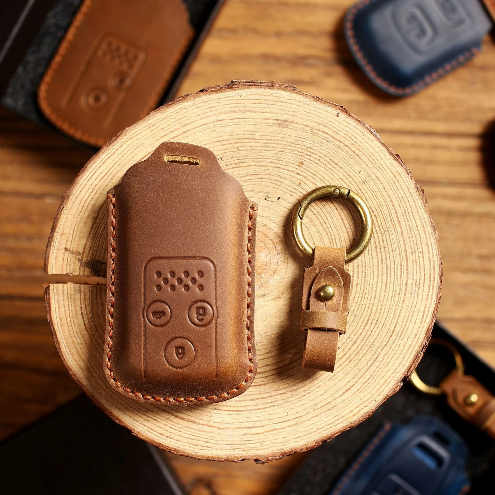 Luxury Leather Car Key Case Cover Fob Protector Keychain Holder for Honda Odyssey Accord Crosstour Accessories Remote Keyring
Luxury Leather Car Key Case Cover Fob Protector Keychain Holder for Honda Odyssey Accord Crosstour Accessories Remote Keyring