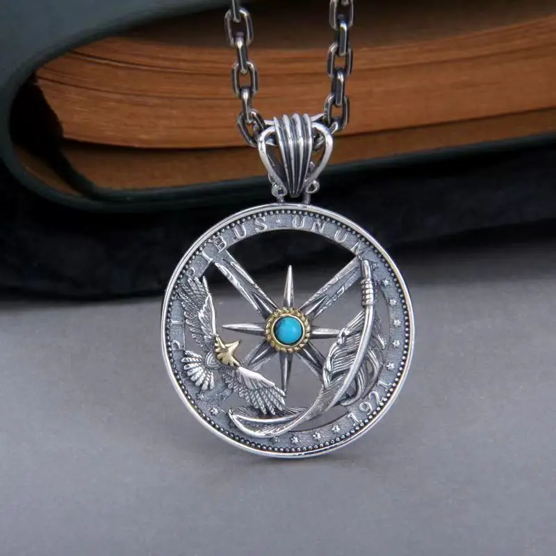 Indian Nautical Hexagram Compass Necklace Metal Flying Eagle Feather Round Inlaid Green Stone Pendant Men's Vintage Jewelry
Indian Nautical Hexagram Compass Necklace Metal Flying Eagle Feather Round Inlaid Green Stone Pendant Men's Vintage Jewelry