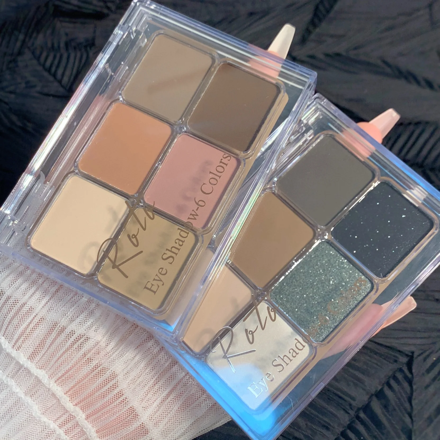 Glitter Sequins 6-Color Eyeshadow Palette Long Lasting Matte Shimmery Eye Makeup Nude Blue Earth Color Eye Shadow Makeup Palette
Glitter Sequins 6-Color Eyeshadow Palette Long Lasting Matte Shimmery Eye Makeup Nude Blue Earth Color Eye Shadow Makeup Palette