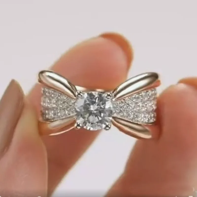 Luxury Delicate CZ Stone Rings for Women Female Party Jewelry Dazzling Exquisite Lady Wedding Bands Gift
Luxury Delicate CZ Stone Rings for Women Female Party Jewelry Dazzling Exquisite Lady Wedding Bands Gift