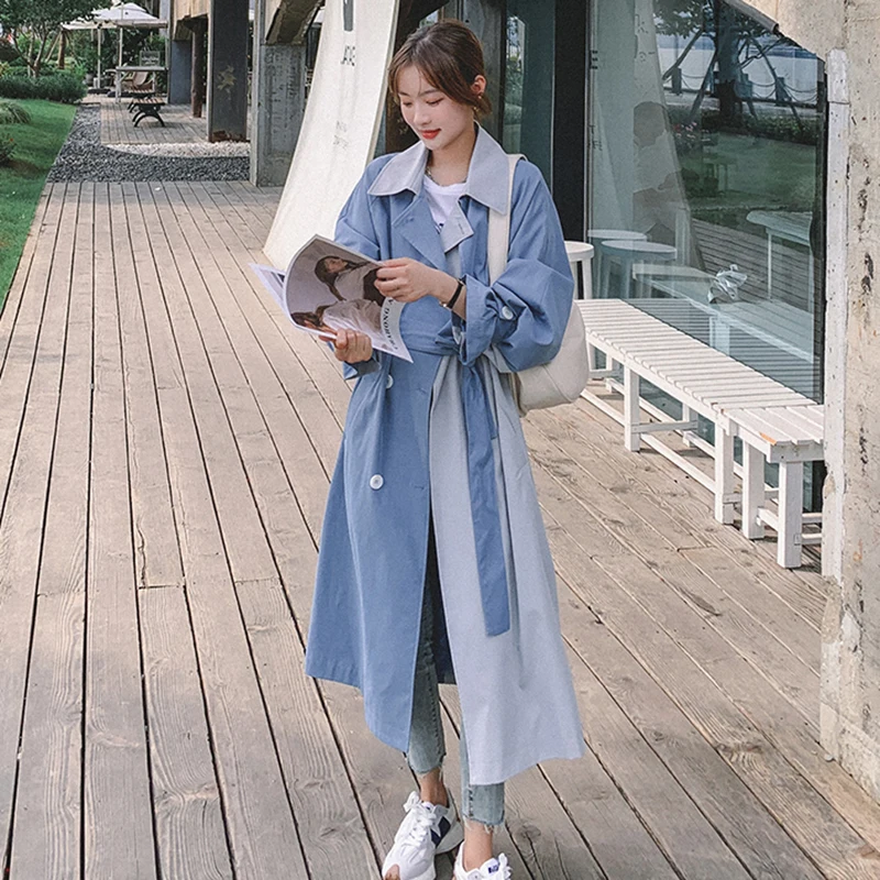 Женская синяя ветровка средней длины на весну и осень, новинка, пальто выше колена, темпераментная Корейская Свободная куртка с поясом NN5566 
Женская синяя ветровка средней длины на весну и осень, новинка, пальто выше колена, темпераментная Корейская Свободная куртка с поясом NN5566