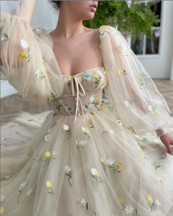 Elegant A Line Cream Tulle Long Prom Evening Dress Puff Sleeves Sweetheart Applique Embroidery Formal Seaside Party Custom Robe
Elegant A Line Cream Tulle Long Prom Evening Dress Puff Sleeves Sweetheart Applique Embroidery Formal Seaside Party Custom Robe