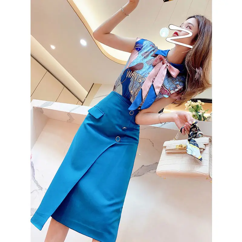 2022 Summer Women New Two-piece Sets Female Loose Casual Print Shirts and High Waist Slim Package Hip Skirts Ladies Suits W157
2022 Summer Women New Two-piece Sets Female Loose Casual Print Shirts and High Waist Slim Package Hip Skirts Ladies Suits W157