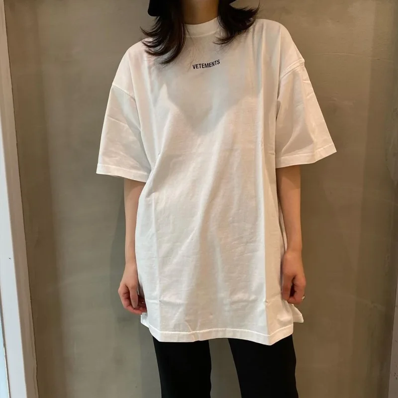 High Quality Oversize 100% Cotton T-shirt Men Women Top Tee Original Package Vetements Big Back Patch
High Quality Oversize 100% Cotton T-shirt Men Women Top Tee Original Package Vetements Big Back Patch