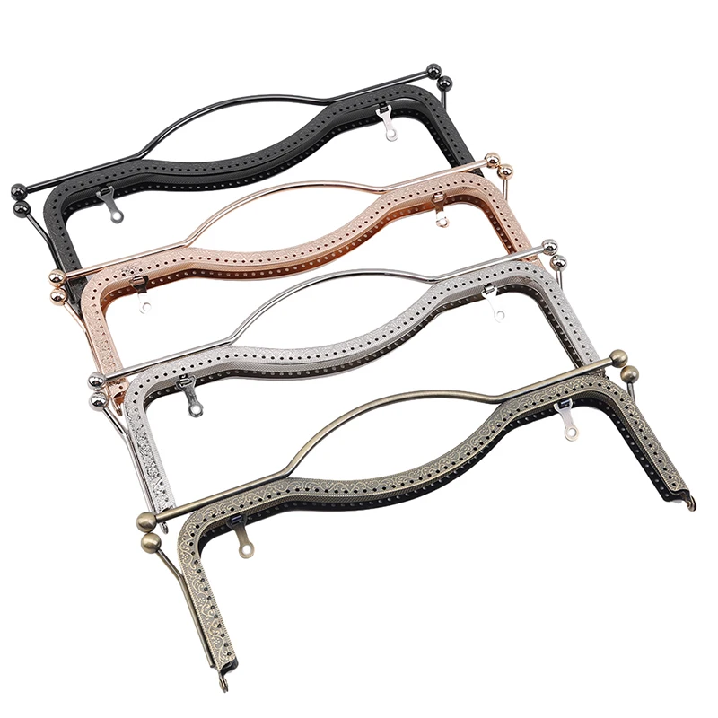 Vintage Metal Purse Frame Handle Big Kiss Clasp Coin Embossing DIY Quilting Handmade Bag Accessories Bronze Silver Gold Black
Vintage Metal Purse Frame Handle Big Kiss Clasp Coin Embossing DIY Quilting Handmade Bag Accessories Bronze Silver Gold Black