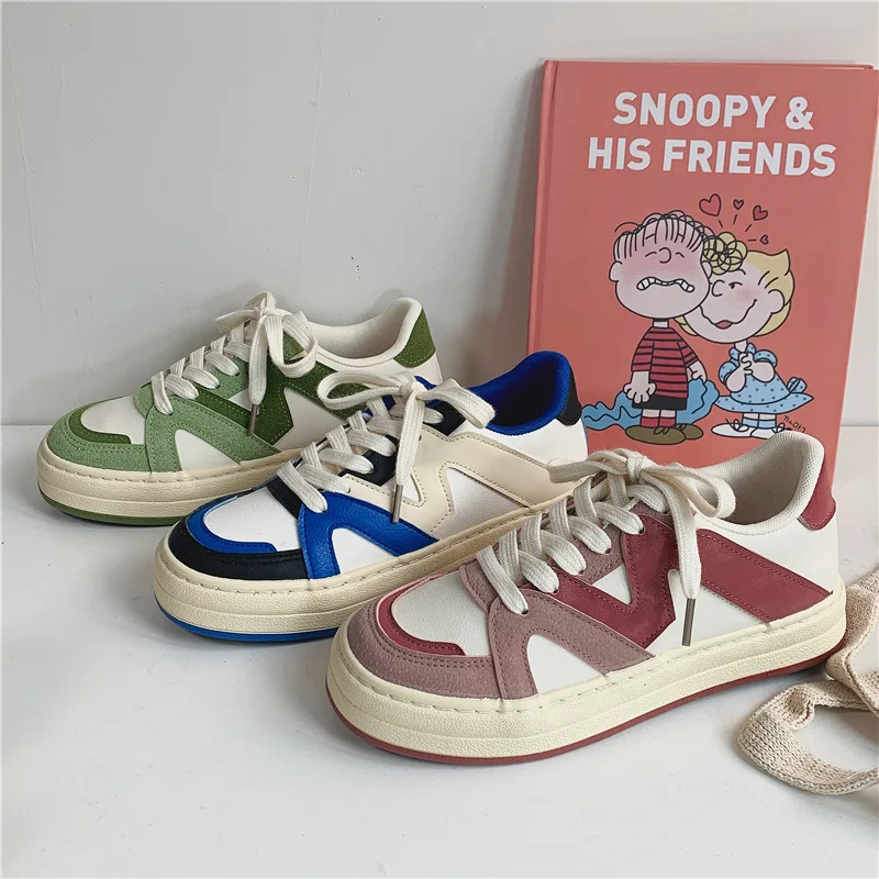 Women's Shoes Spring 2022 New Strawberry Bear Pink Low-top Flat Vulcanized Shoe for Women Sneakers
Women's Shoes Spring 2022 New Strawberry Bear Pink Low-top Flat Vulcanized Shoe for Women Sneakers