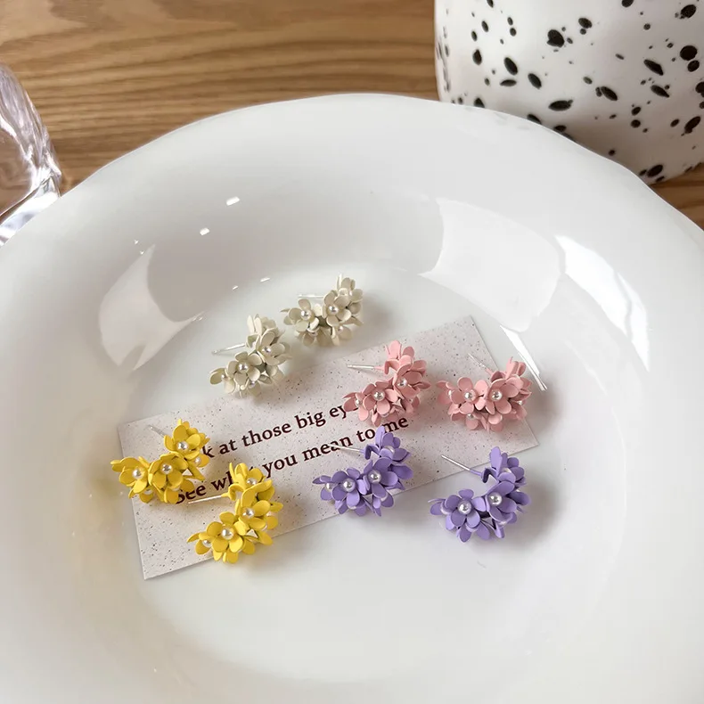 2022 Korean Summer New Trendy Yellow Purple Pearl Flower Stud Earrings For Women Fashion Jewelry Boucles d'oreilles
2022 Korean Summer New Trendy Yellow Purple Pearl Flower Stud Earrings For Women Fashion Jewelry Boucles d'oreilles