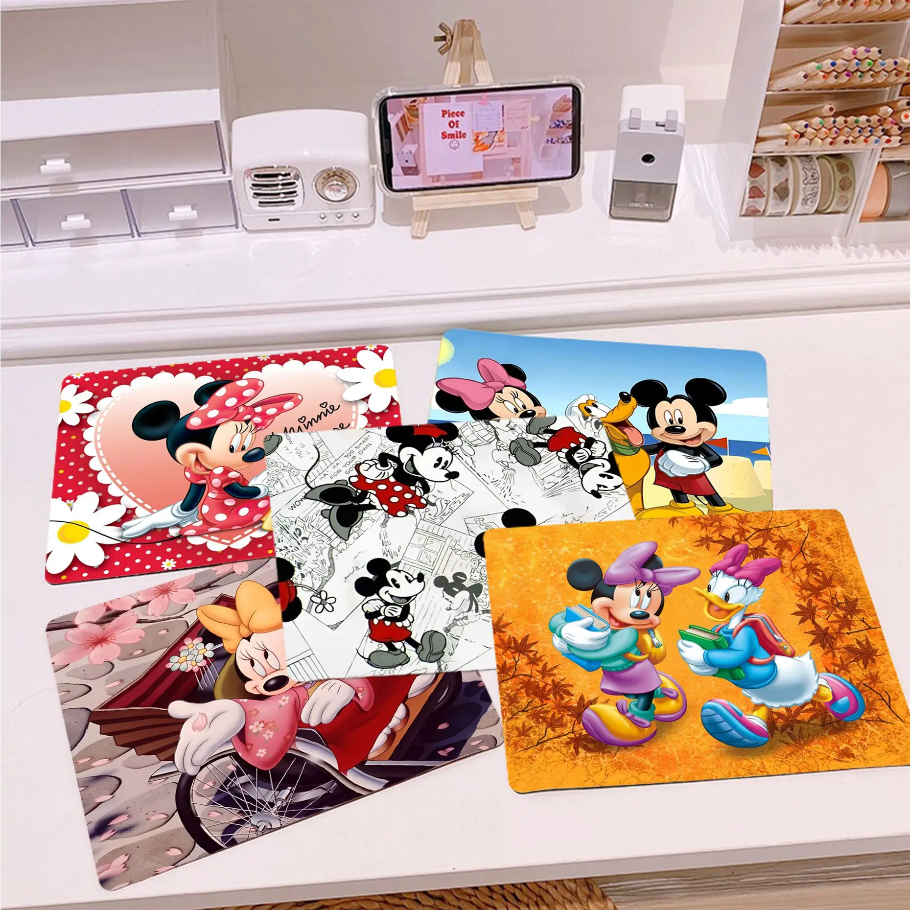 Disney Minnie Mouse INS Tide Small Gaming Mouse Pad Gamer Desk Mat Keyboard Pad Decoration Mause Pad For Teen Girls Bedroom
Disney Minnie Mouse INS Tide Small Gaming Mouse Pad Gamer Desk Mat Keyboard Pad Decoration Mause Pad For Teen Girls Bedroom