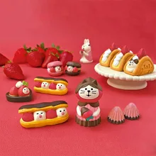 Japanese Grocery Strawberry Bread Chocolate Cat Valentines Day Gift Cake Dessert Shop Decoration Miniature Scene Decoration