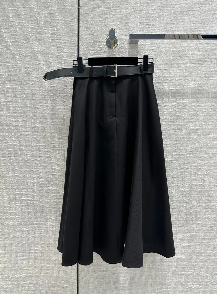 High End Black Belt Skirt French Elegant Fashionable Mid Length Skirt with High Waist Umbrella Long Skirt for Women
High End Black Belt Skirt French Elegant Fashionable Mid Length Skirt with High Waist Umbrella Long Skirt for Women
