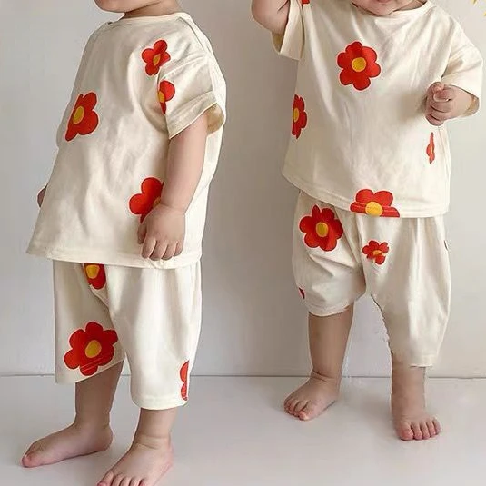 New Baby Boys Girl Pajamas Soft Toddler Set Baby Homewear Clothes Set Floral Short Sleeve Shirts Pants Kids 2Pcs Suits
New Baby Boys Girl Pajamas Soft Toddler Set Baby Homewear Clothes Set Floral Short Sleeve Shirts Pants Kids 2Pcs Suits