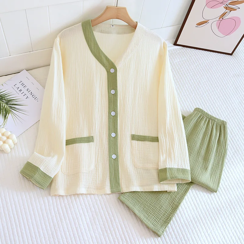 2023 new spring and autumn women's pajamas set 100% cotton crepe long-sleeved trousers two-piece household clothes loose size
2023 new spring and autumn women's pajamas set 100% cotton crepe long-sleeved trousers two-piece household clothes loose size