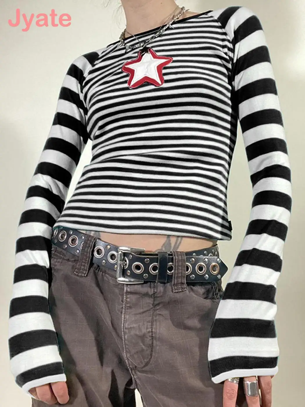 Jyate Vintage Striped Print Slim T-Shirts Star Aesthetic Fairycore Cute Tops Streetwear Harajuku Long Sleeve O-neck Y2K Tees
Jyate Vintage Striped Print Slim T-Shirts Star Aesthetic Fairycore Cute Tops Streetwear Harajuku Long Sleeve O-neck Y2K Tees