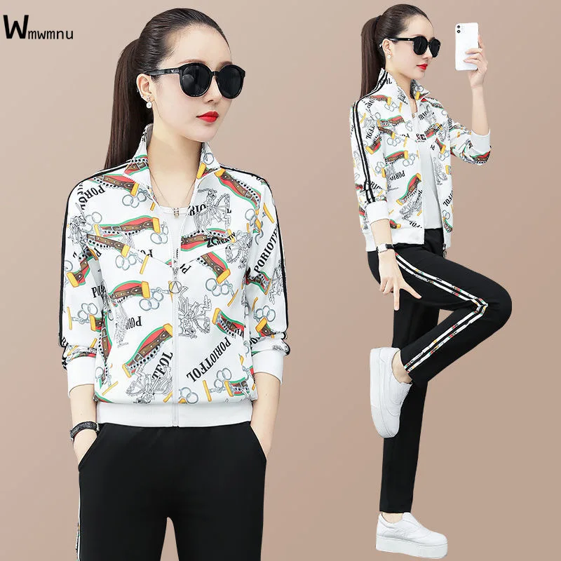 Oversized Printed White Edge Slim Women 3 Piece Sets Jogging Sportwear Zipper Coat+Short Sleeve Tops+Straight Leg Pant Tracksuit
Oversized Printed White Edge Slim Women 3 Piece Sets Jogging Sportwear Zipper Coat+Short Sleeve Tops+Straight Leg Pant Tracksuit